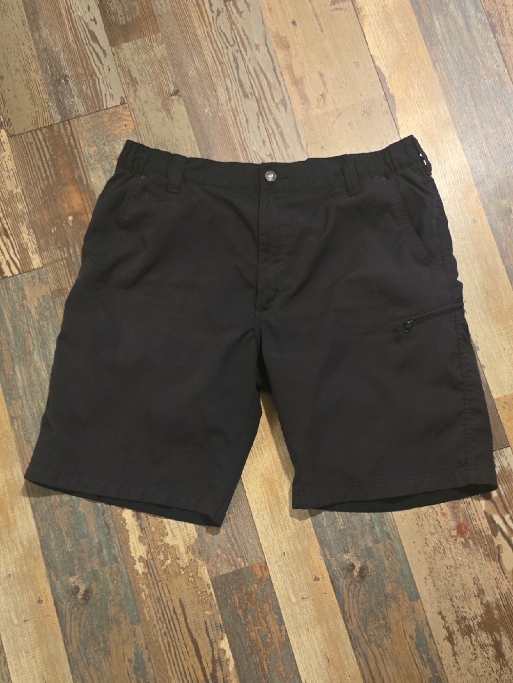 Wrangler Utility Shorts Mens Size-36 Black Microfiber 10"-Inseam Hiking Outdoors